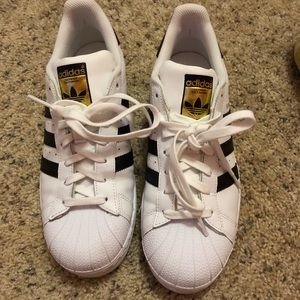 Superstar style adidas
